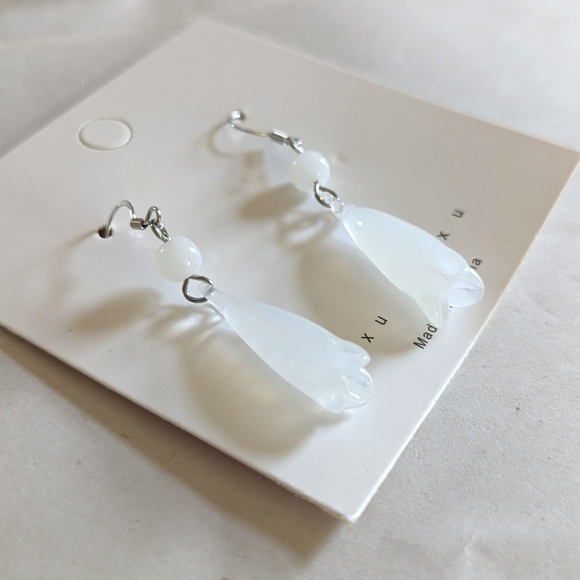 Earrings - Dangling beads - Picture 1 of 1